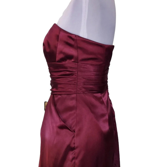 David's Bridal Burgundy Satiny Strapless Dress Ruched Waist and Pockets - Picture 3 of 16